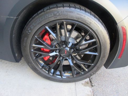 Used 2017 Chevrolet Corvette Stingray Coupe w/ 3LT Preferred Equipment Group RWD image 47