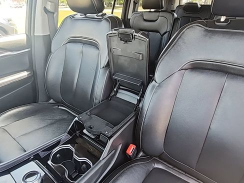 Certified 2022 Jeep Grand Cherokee L Limited AWD/4WD image 25