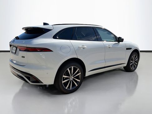 New 2026 Jaguar F-PACE R-Dynamic S image 5