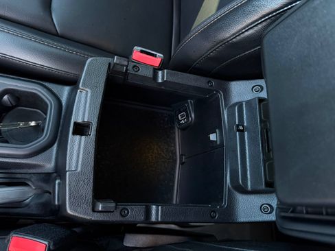 Used 2021 Jeep Wrangler Unlimited Rubicon AWD/4WD image 23
