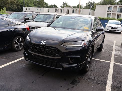 Certified 2024 Honda HR-V EX-L image 3