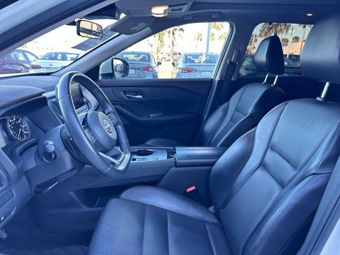 Certified 2023 Nissan Rogue SV w/ SV Premium B Package image 10