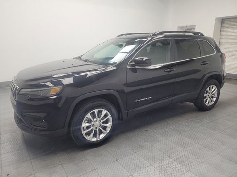 Used 2022 Jeep Cherokee Latitude Lux w/ Sun & Sound Group AWD/4WD image 2