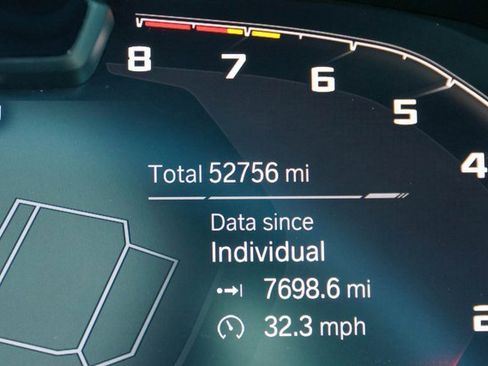 Used 2022 BMW M4 xDrive Competition w/ M Carbon Exterior Package image 28