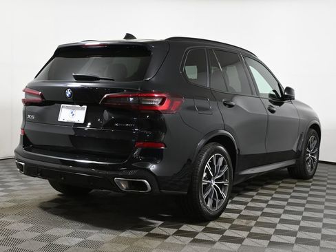 Used 2023 BMW X5 xDrive40i w/ M Sport Package AWD/4WD image 7