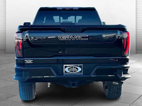 Used 2024 GMC Sierra 2500 AT4 w/ AT4 Premium Plus Package image 3