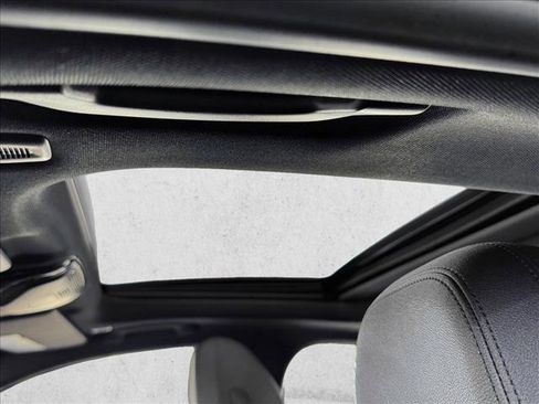 Used 2021 BMW 330i xDrive Sedan w/ Convenience Package image 11