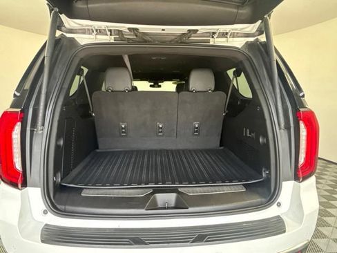 Used 2022 GMC Yukon XL Denali AWD/4WD image 29