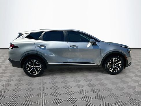 Used 2024 Kia Sportage EX FWD image 8