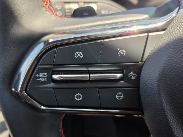 New 2027 Chevrolet Traverse RS w/ LPO, Floor Liner Package FWD image 17