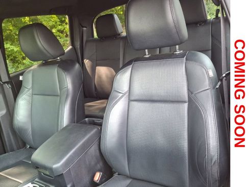 Used 2021 Toyota Tacoma TRD Sport w/ TRD Premium Sport Package AWD/4WD image 12