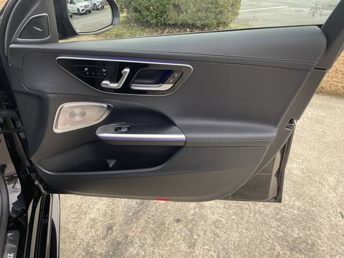 Certified 2024 Mercedes-Benz C 300 4MATIC Sedan image 46