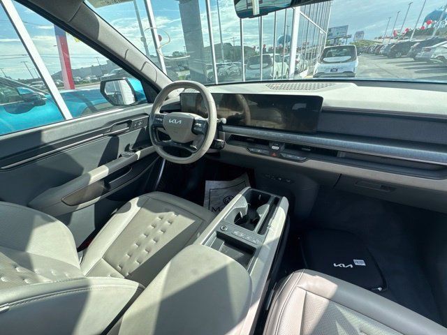 Certified 2024 Kia EV9 Wind AWD/4WD image 9