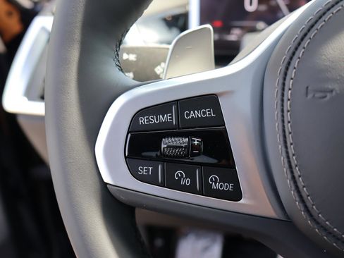 Used 2026 BMW X5 sDrive40i w/ M Sport Package image 17