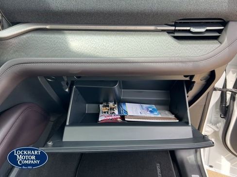 New 2026 Ford Explorer Platinum RWD image 42