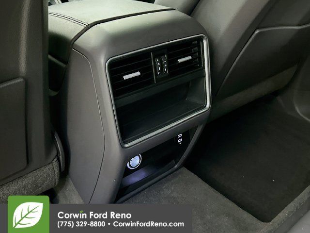 Used 2021 Porsche Cayenne GTS AWD/4WD image 29
