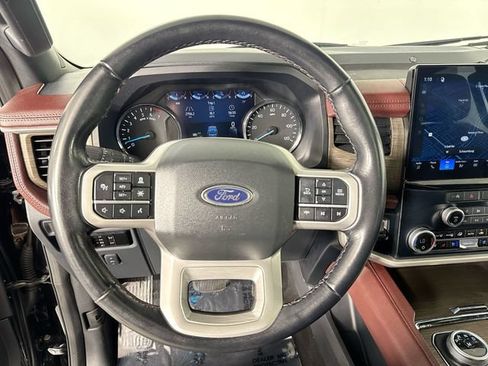 Used 2024 Ford Expedition Max Limited AWD/4WD image 11