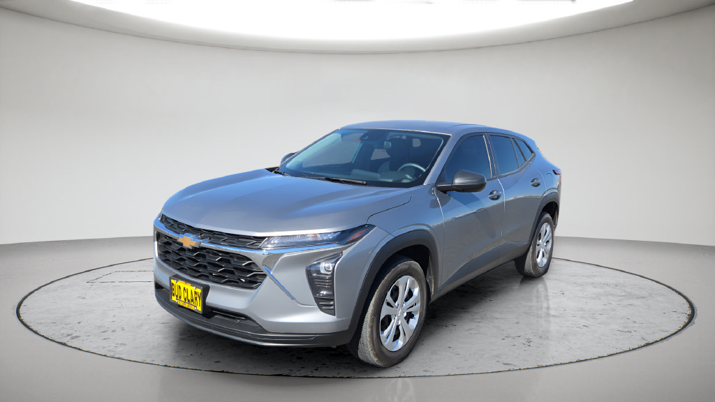 Used 2024 Chevrolet Trax LS FWD image 13