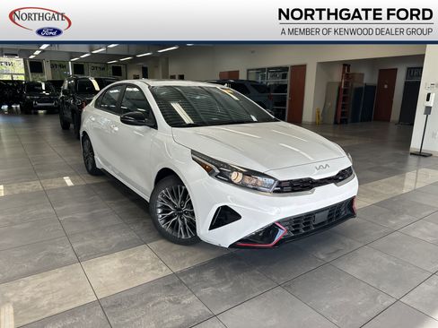 Used 2024 Kia Forte GT-Line w/ GT-Line Premium Package image 1