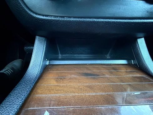 Used 2017 Mercedes-Benz GLS 450 4MATIC image 33