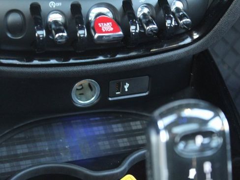 Used 2022 MINI Cooper Clubman John Cooper Works image 27