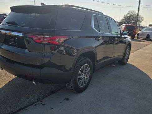 Used 2023 Chevrolet Traverse LT w/ Rear Camera Mirror Package AWD/4WD image 8