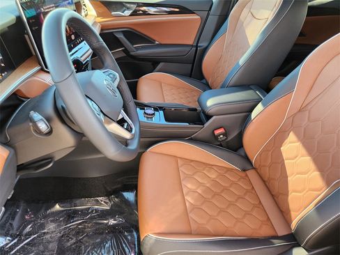 New 2026 Volkswagen Tiguan SEL R-Line image 6