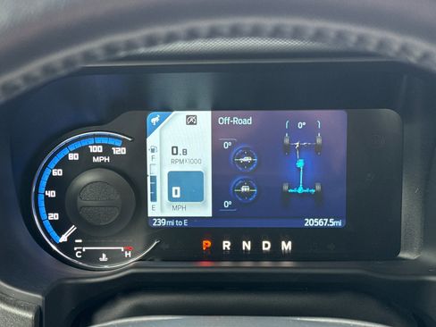 Used 2024 Ford Bronco Badlands image 25