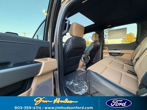 New 2026 Ford F250 Lariat w/ Lariat Ultimate Package image 19