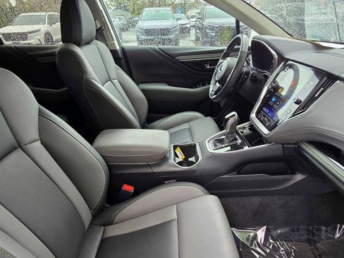 Used 2024 Subaru Outback Onyx Edition AWD/4WD image 10