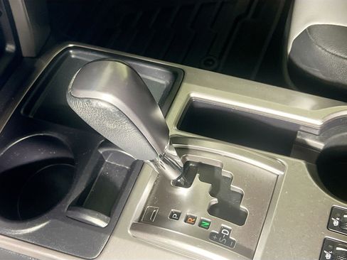 Used 2020 Toyota 4Runner SR5 Premium w/ Moonroof Package image 25