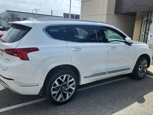 Used 2023 Hyundai Santa Fe Calligraphy image 4