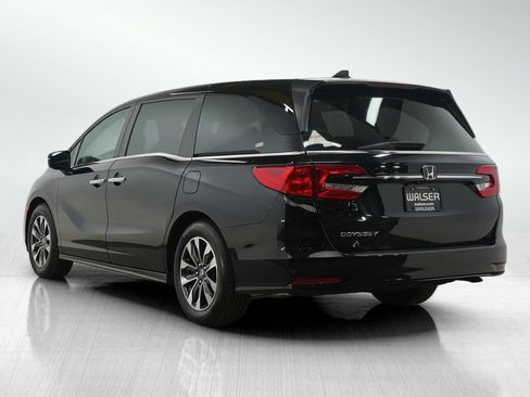 Used 2024 Honda Odyssey EX-L image 3
