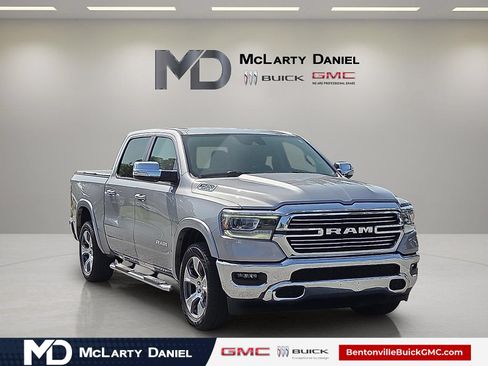 Used 2021 RAM 1500 Laramie AWD/4WD image 1