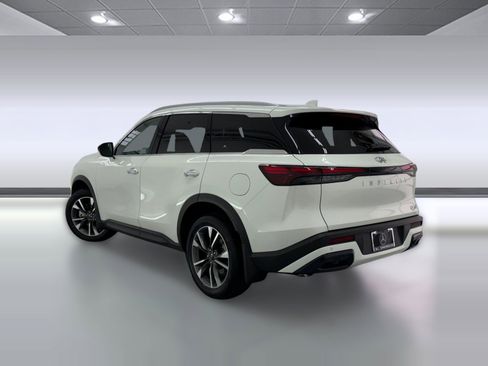 Used 2025 INFINITI QX60 Luxe image 3
