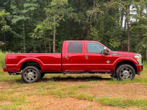 Used 2014 Ford F250 Platinum AWD/4WD image 2