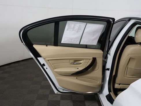 Used 2015 BMW 328i xDrive Sedan AWD/4WD image 22