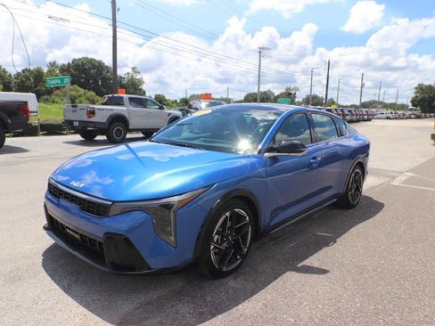 Used 2025 Kia K4 GT-Line w/ GT-Line Sunroof Package FWD image 3