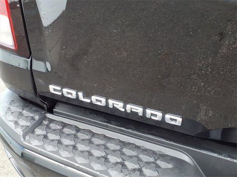 Certified 2023 Chevrolet Colorado LT w/ LT Convenience Package II image 17