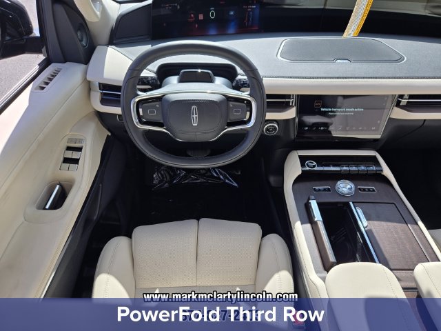 New 2027 Lincoln Navigator Premiere AWD/4WD image 13