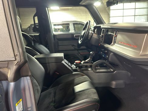 Used 2024 Ford Bronco Raptor w/ Interior Carbon Fiber Pack 6 AWD/4WD image 19