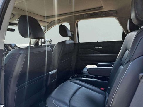 Used 2023 Nissan Pathfinder SL w/ SL Premium Package image 34