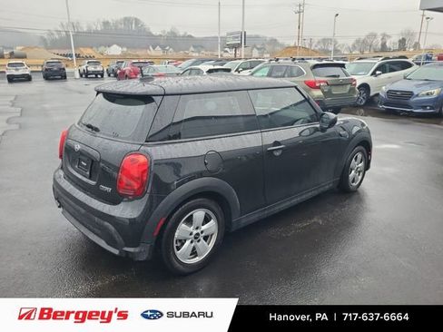Used 2024 MINI Cooper 2-Door Hardtop image 4