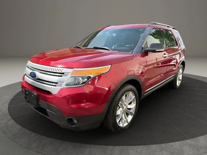Used 2014 Ford Explorer XLT w/ Equipment Group 202A