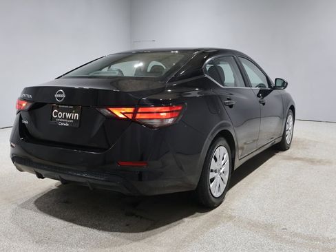 Used 2024 Nissan Sentra S image 2