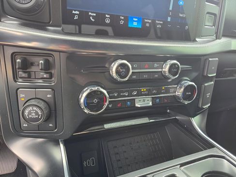 Used 2025 Ford F150 Raptor AWD/4WD image 18