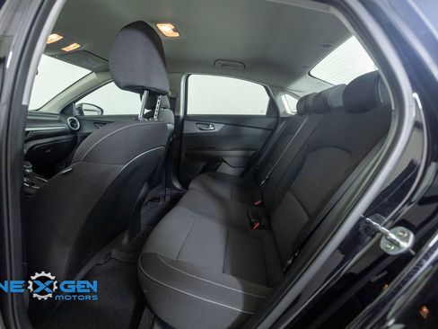 Used 2020 Kia Forte LXS FWD image 26