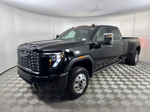 New 2026 GMC Sierra 3500 Denali Ultimate w/ LPO, Black Badging Package image 1