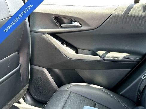 Used 2026 Chevrolet Equinox LT w/ Convenience Package II FWD image 20