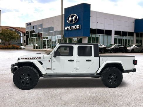 Used 2022 Jeep Gladiator Mojave w/ Cold Weather Group image 2